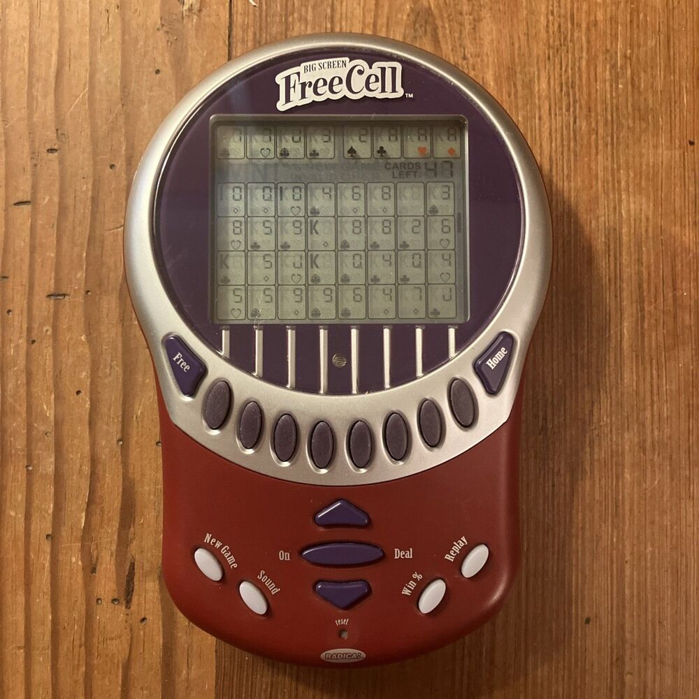 RADICA Big Screen FreeCell Solitaire Handheld Electronic Game 2003 Tested Works